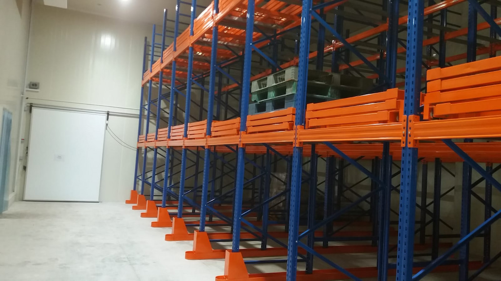 Push Back Racking and Pallet Flow Racking